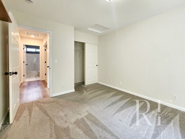 Building Photo - Forest-Edged Retreat with Pasture Access –...