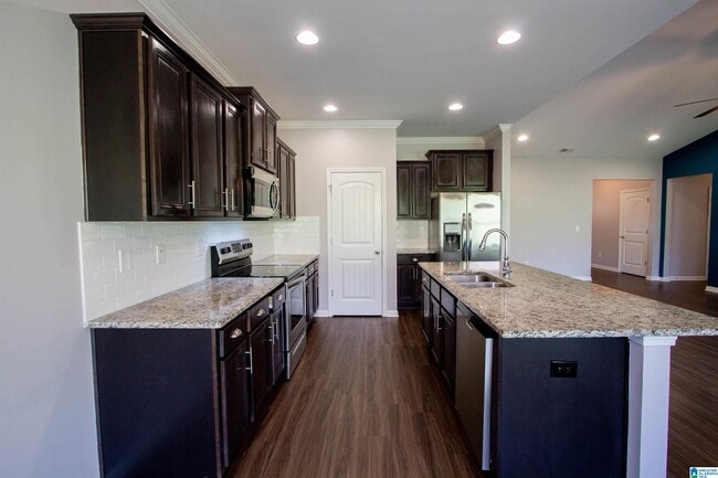 Building Photo - 1068 Aronimink Dr