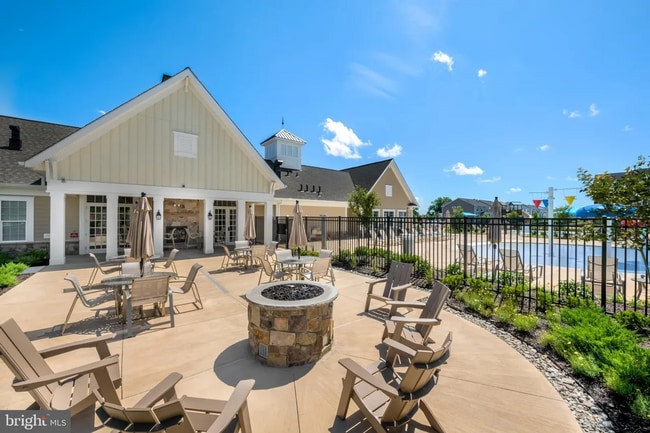 Building Photo - Gorgeous Open Concept 3 Bed 3.5 Bath Rental in Hanover