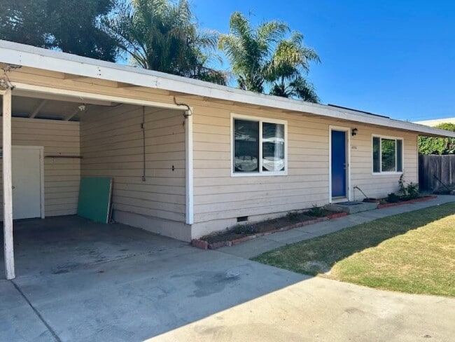 Building Photo - 4576 Auhay Dr