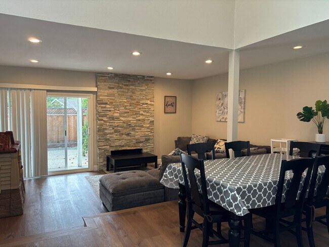 Building Photo - 6311 Benzo Dr