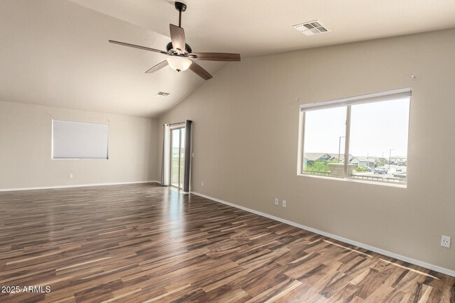 Building Photo - 5722 S 240th Dr