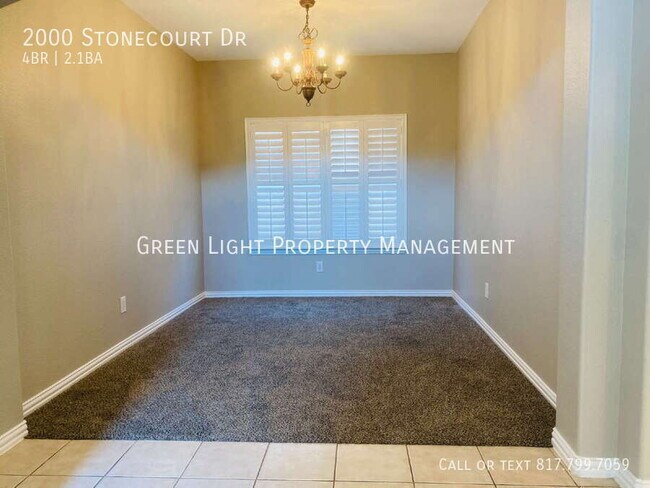 Building Photo - 2000 Stonecourt Dr