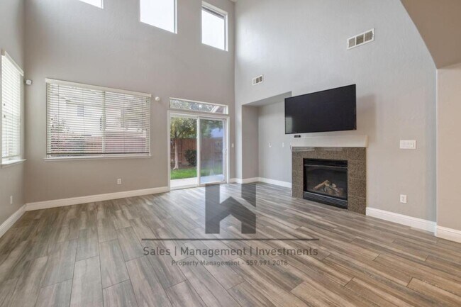 Building Photo - 3169 Brickfield Ave