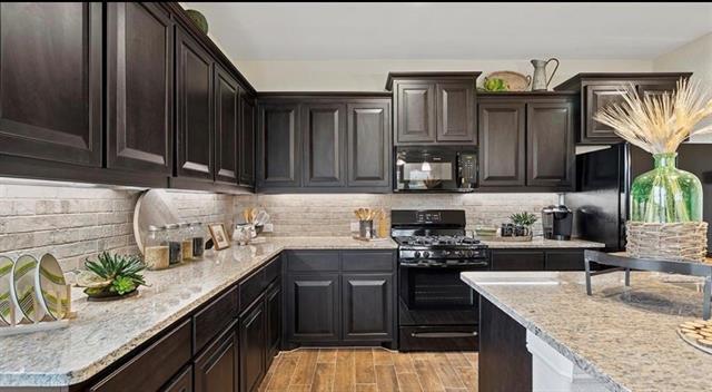 Building Photo - 3207 Camden Creek Dr