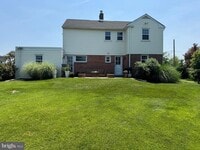 Building Photo - 402 Elliger Ave