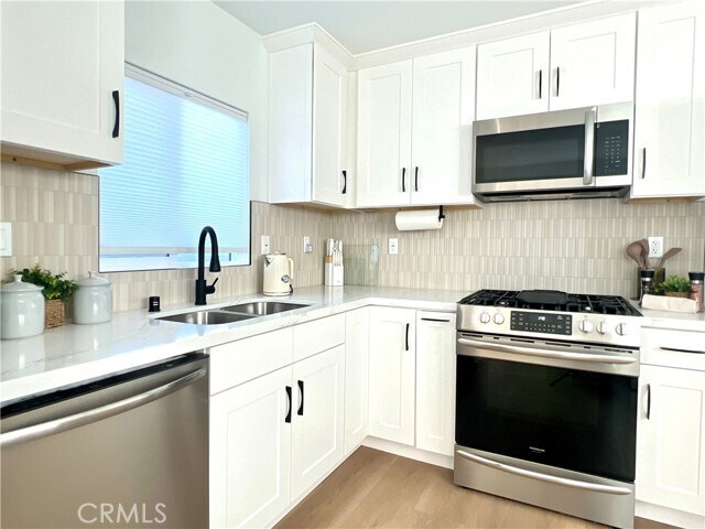 Building Photo - 6399 San Harco Cir