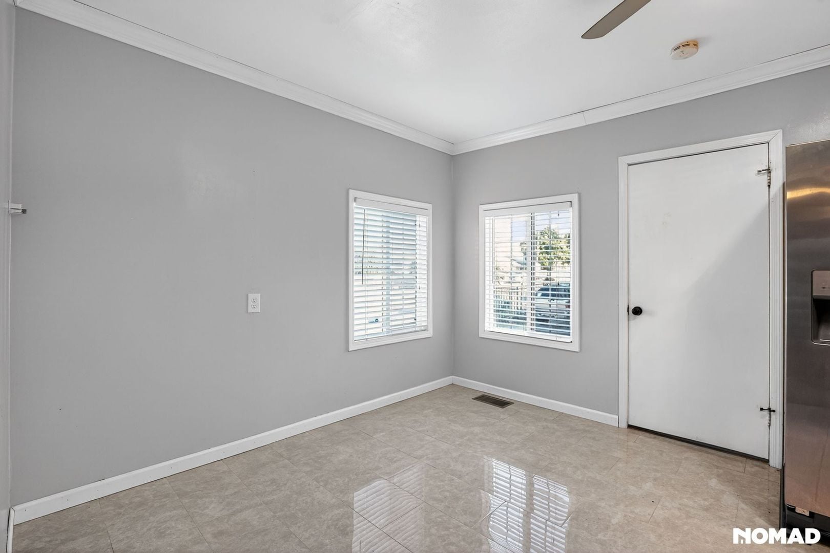 Building Photo - 1206 105th Ave