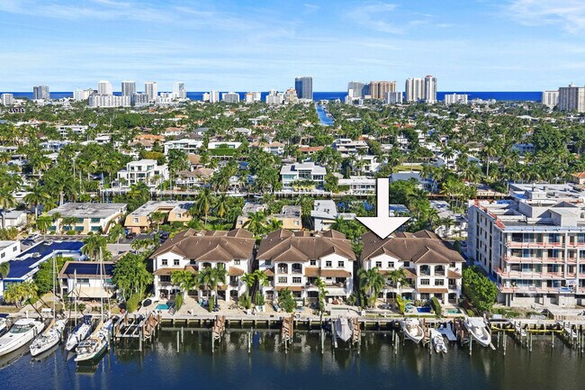 Building Photo - 95 Isle of Venice Dr