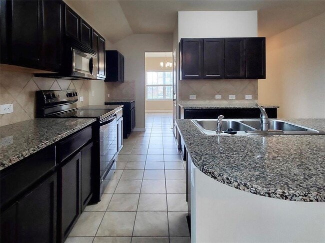 Building Photo - 6001 Roderick Dr