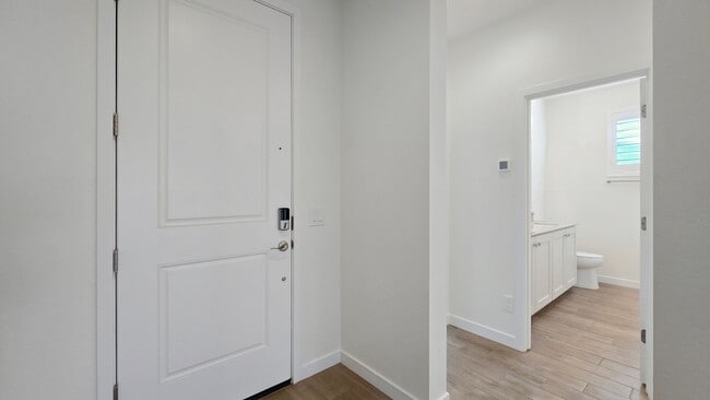 Building Photo - Pristine home in amenity rich Estrella Mountain Ranch!