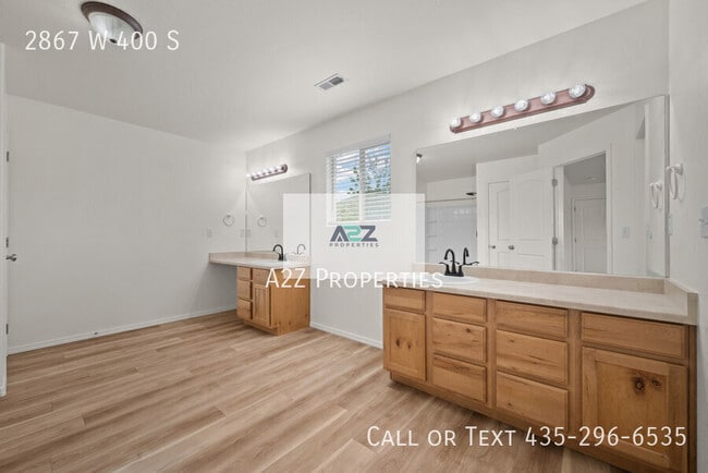 Building Photo - 2867 W 400 S