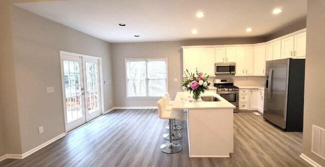 Building Photo - 3610 Hedge Arbor Ct