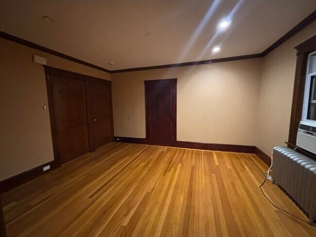 Building Photo - 121-123-123 Willow St