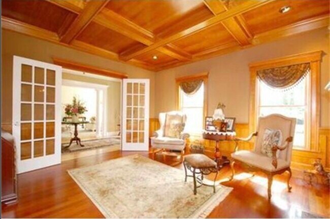 Building Photo - 160 Grant St