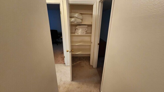 Building Photo - 1430 E 900 S