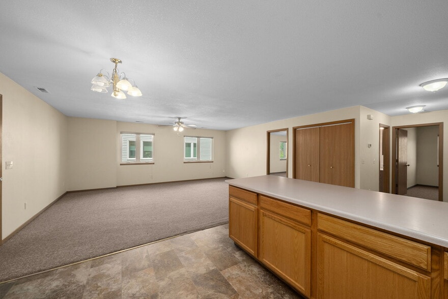 Living Room - 1420 E Redwood Blvd