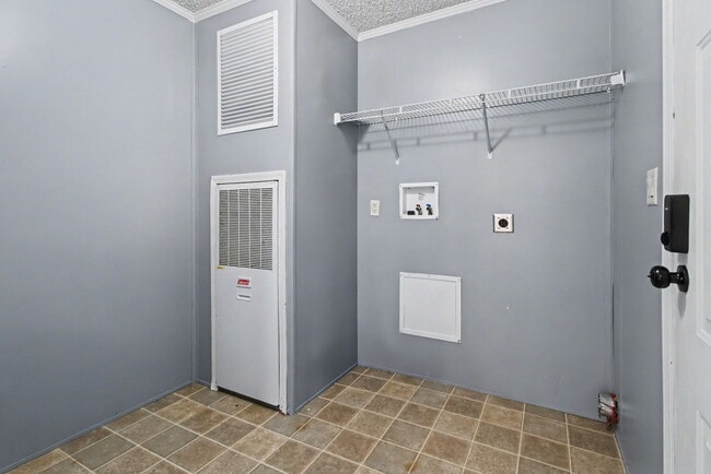 Building Photo - 212 Shipmans Pike