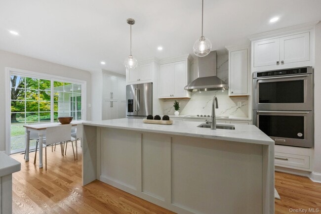 Building Photo - 790 Hardscrabble Rd