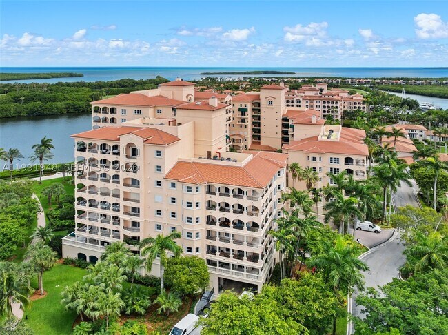 Building Photo - 13633 Deering Bay Dr