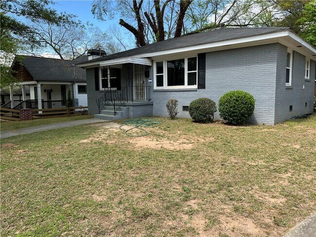 Building Photo - 1201 Westview Dr SW