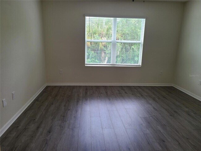 Building Photo - 5327 San Palermo Dr