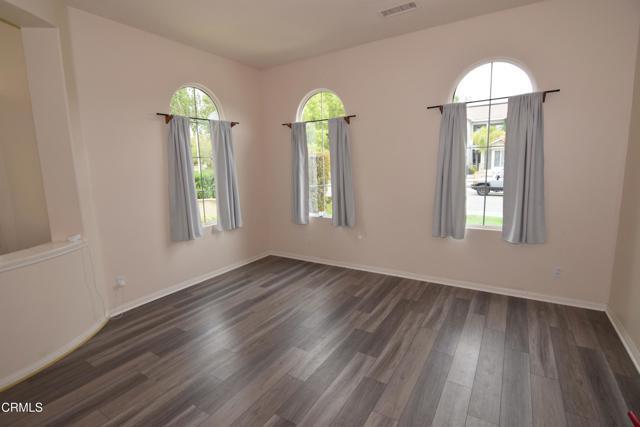 Building Photo - 28469 Horseshoe Cir