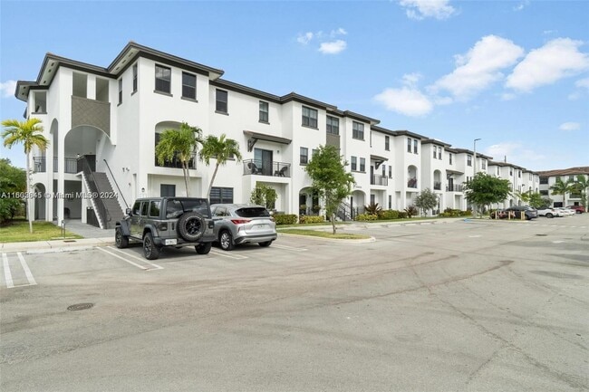 Building Photo - 15650 SW 136th St