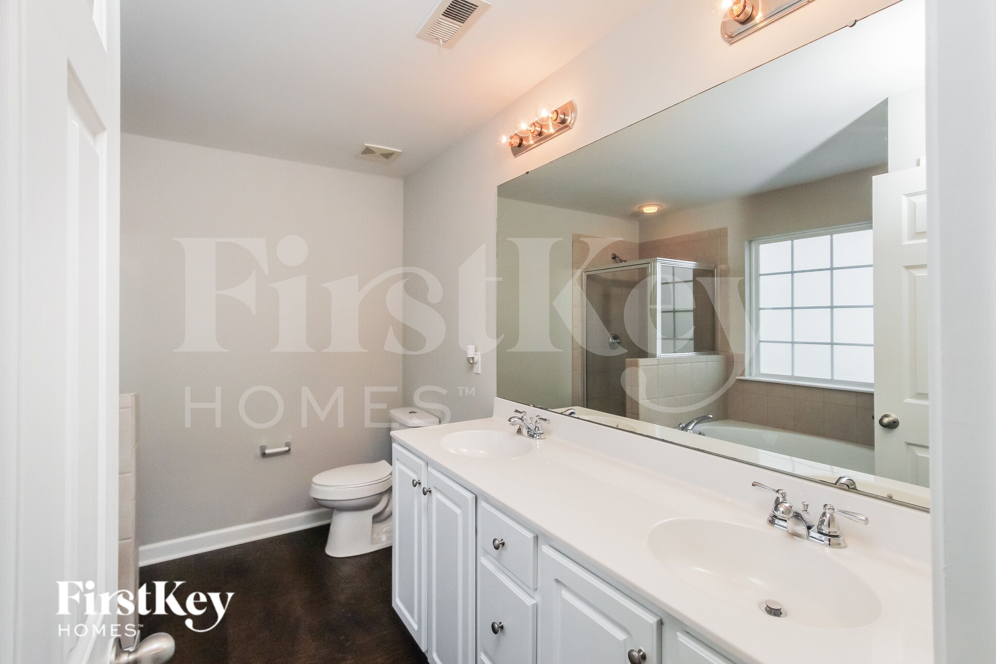 Building Photo - 4204 High Shoals Dr
