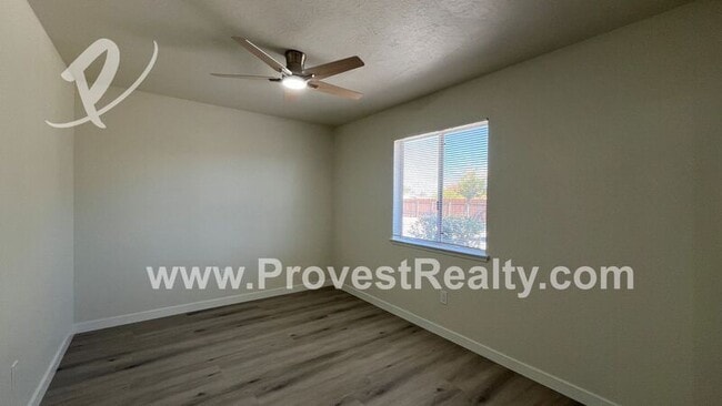 Building Photo - 13136 Navajo Rd