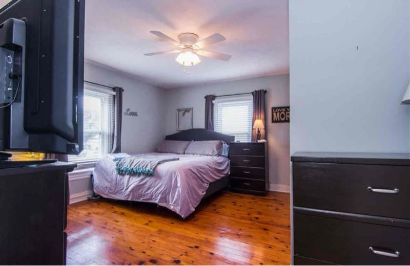 Building Photo - 233 N Main St