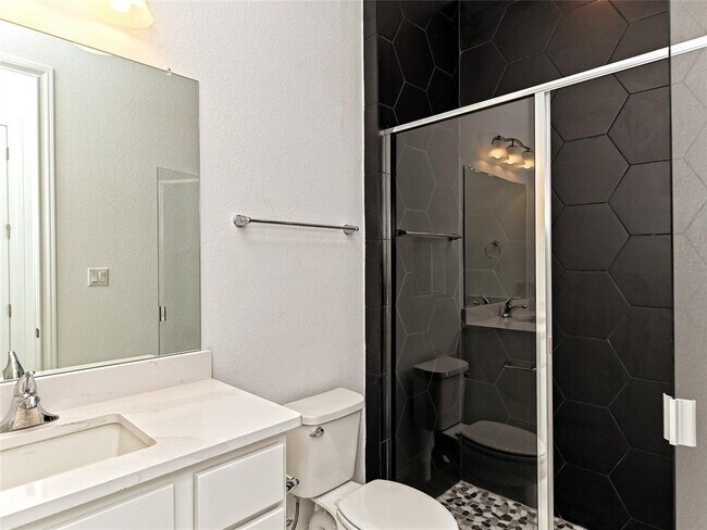 Building Photo - 270 Prairie Clover Dr