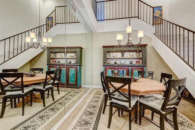 Building Photo - 2409 Bering Dr