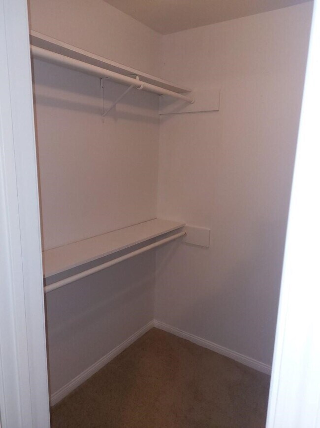 Building Photo - 1846 Hollister St