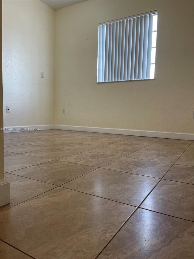 Building Photo - 8500 SW 150th Ave