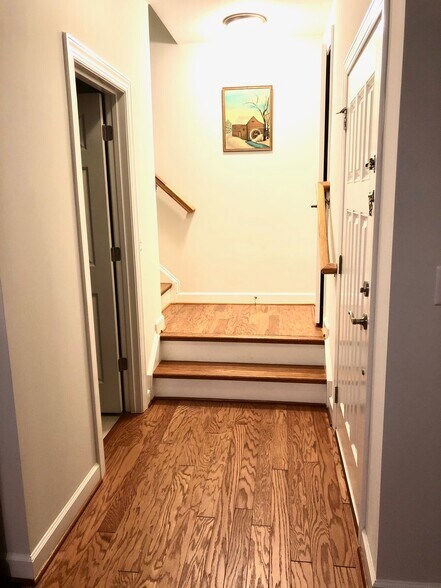 Building Photo - 4325 Candace Ln