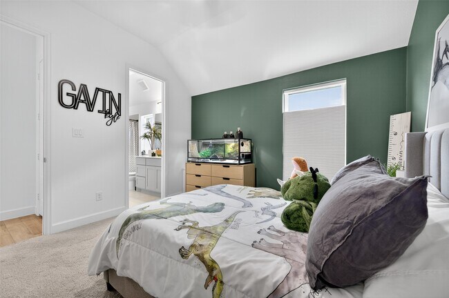 Building Photo - 19302 Seabiscuit Stable Trl