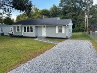 Building Photo - 539 Houston St