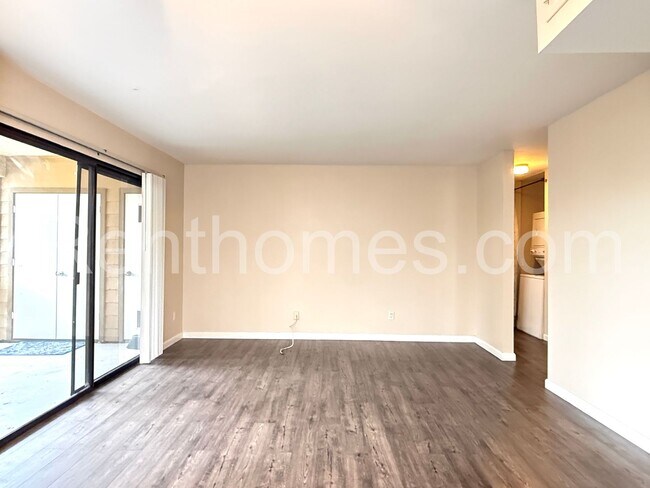 Building Photo - Mira Mesa, 8545 Summerdale Rd #225, Granite Counters, Stainless Steel Appliances, Central AC.
