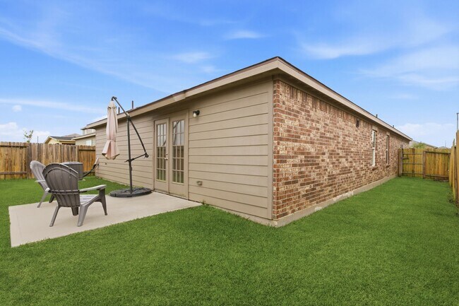 Building Photo - 345 Lone Mountain Dr