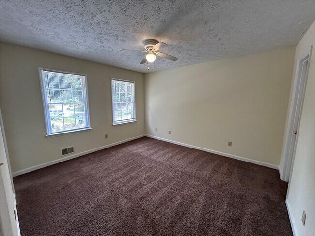 Building Photo - 197 Timber Creek Ln SW