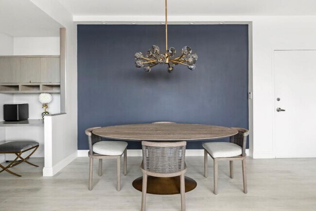 Building Photo - 2 bedroom in Long Island City NY 11101