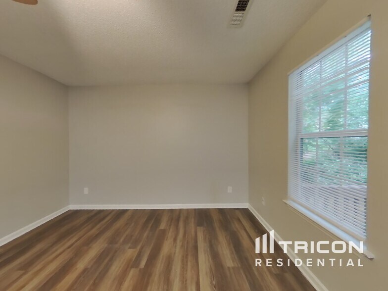 Building Photo - 7019 Hunters Glen Drive Charlotte NC