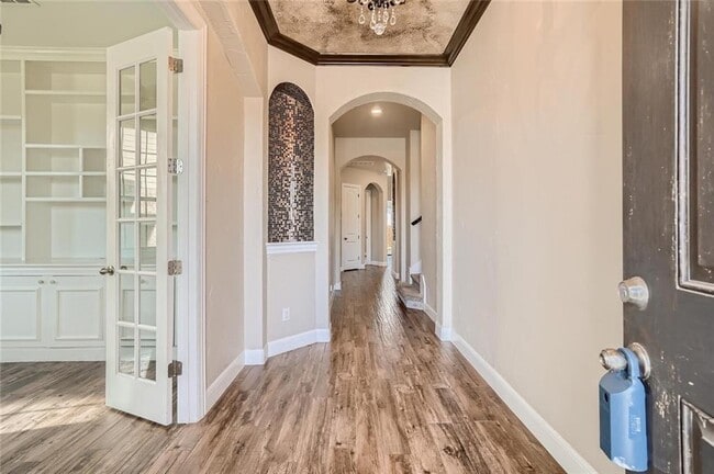Building Photo - 908 Hartman Dr
