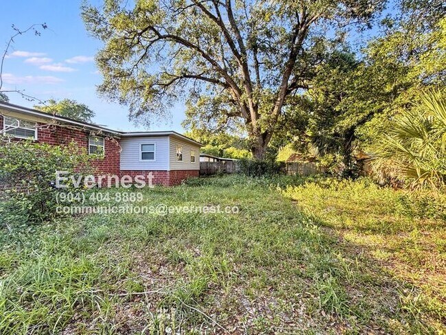 Building Photo - 2527 Blueberry Ln