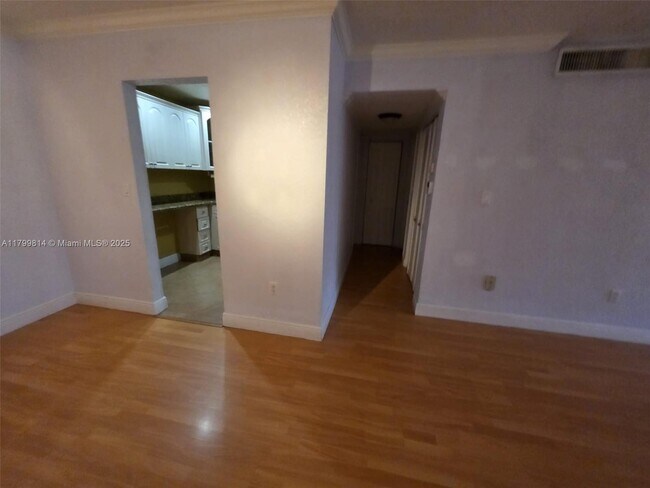Building Photo - 9437 SW 76th St