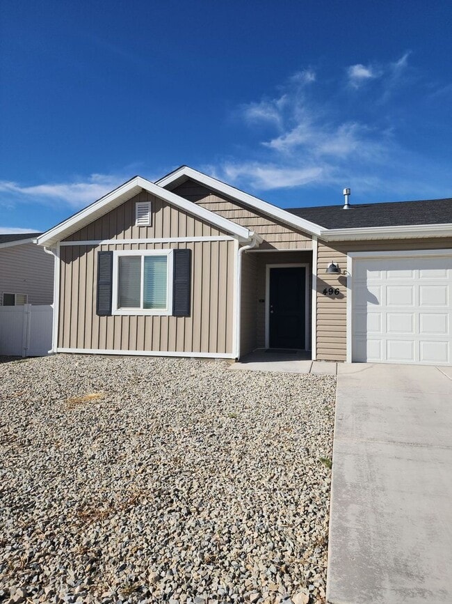 Building Photo - Sage Springs 3 Bedroom Home for Rent