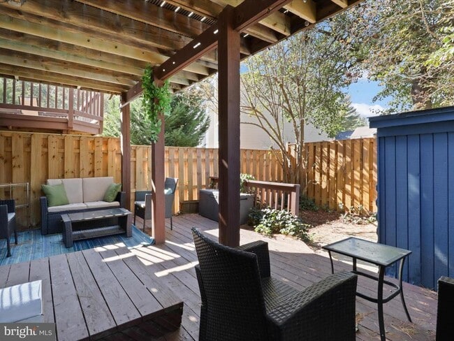 Building Photo - 6502 Coachleigh Way
