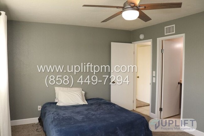 Building Photo - 8095 Jade Coast Rd