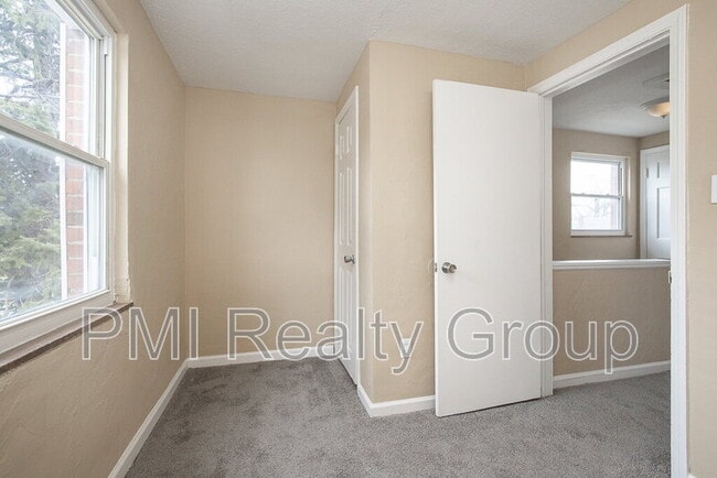 Building Photo - 645 Babbitt Rd